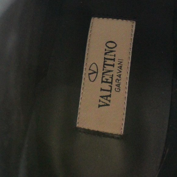 NEW Valentino Garavani Rockstud Heeled Leather Bow Ankle Boots - Picture 13 of 16